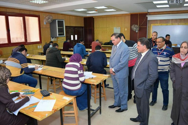 زيارة رئيس الجامعة لكلية الهندسة