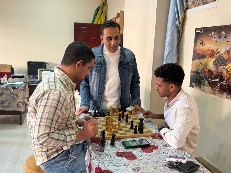 من ضمن فاعليات الأنشطة الطلابية للكليه في مسابقتي الشطرنج والقدم