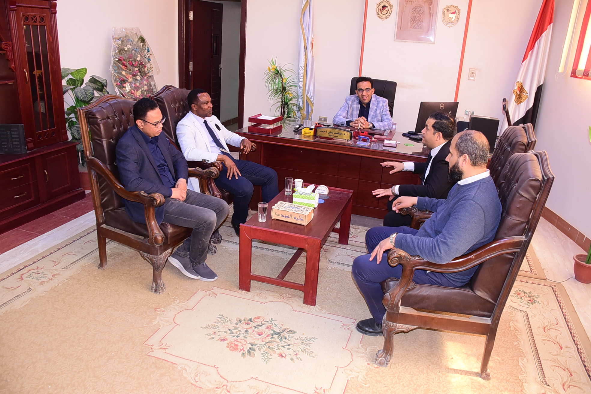 *جولة ميدانية لجامعة ووسونج الكورية بكلية الهندسة والحاسبات والتكنولوجيا بجامعة سوهاج لبدء تفعيل بروتوكول التعاون المشترك*